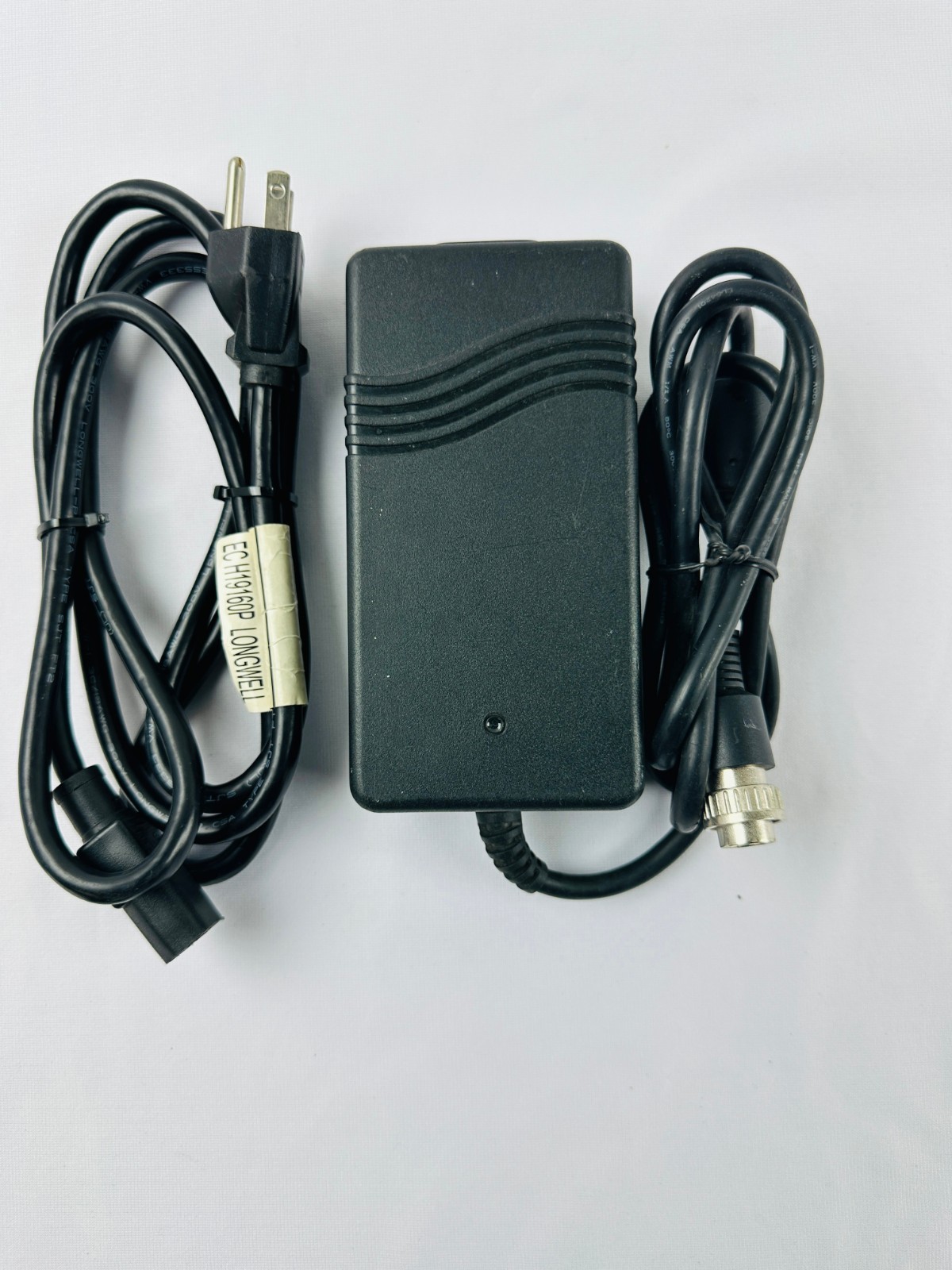 XP Power HUP45-30 Power Supply Adapter