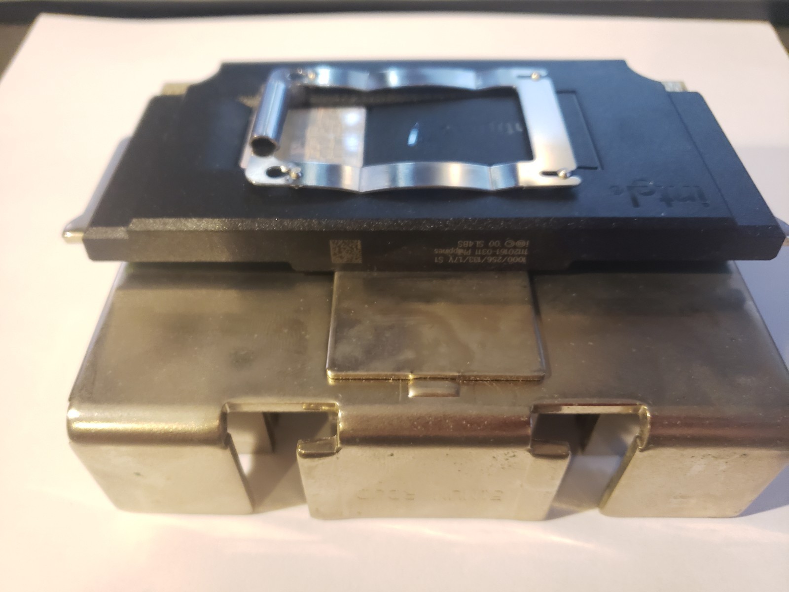 Intel Pentium III SL4BS 1000MHz 256/133/1.7V Slot 1 CPU 1.0ghz Dell Passive Cool
