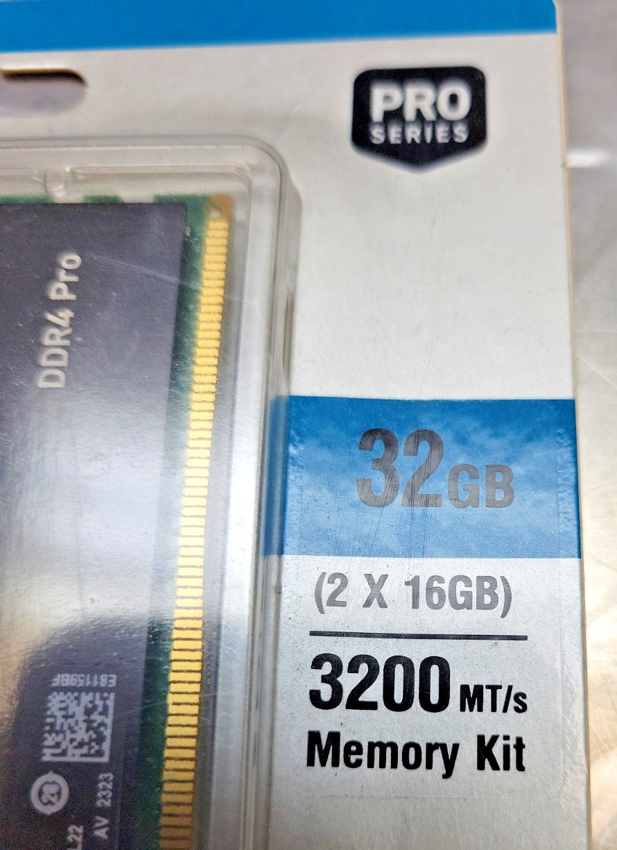 Crucial Pro 32GB (2 x 16GB) 288-Pin PC RAM DDR4 3200 (PC4 25600) Desktop Memory