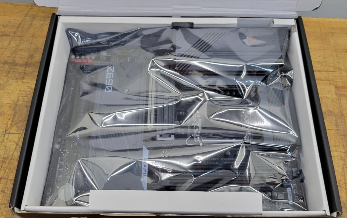 GIGABYTE Z690 Gaming X DDR4 | LGA 1700 | PCIe 5.0 | Support 12th Gen Intel Core