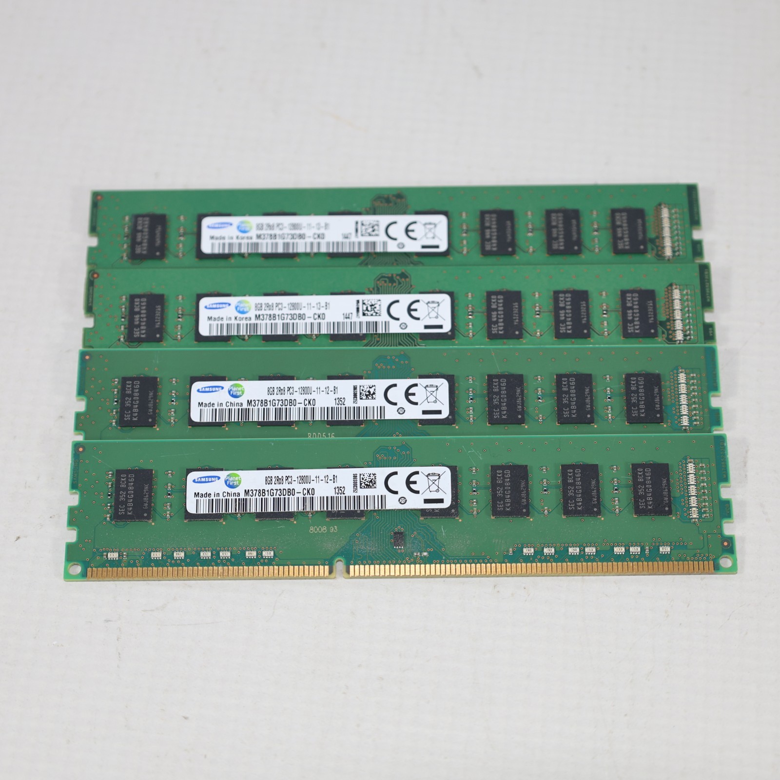 Samsung 4x8GB DDR3-1600 PC3-12800U 2Rx8 Desktop RAM M378B1G73DB0-CK0 32GB Total