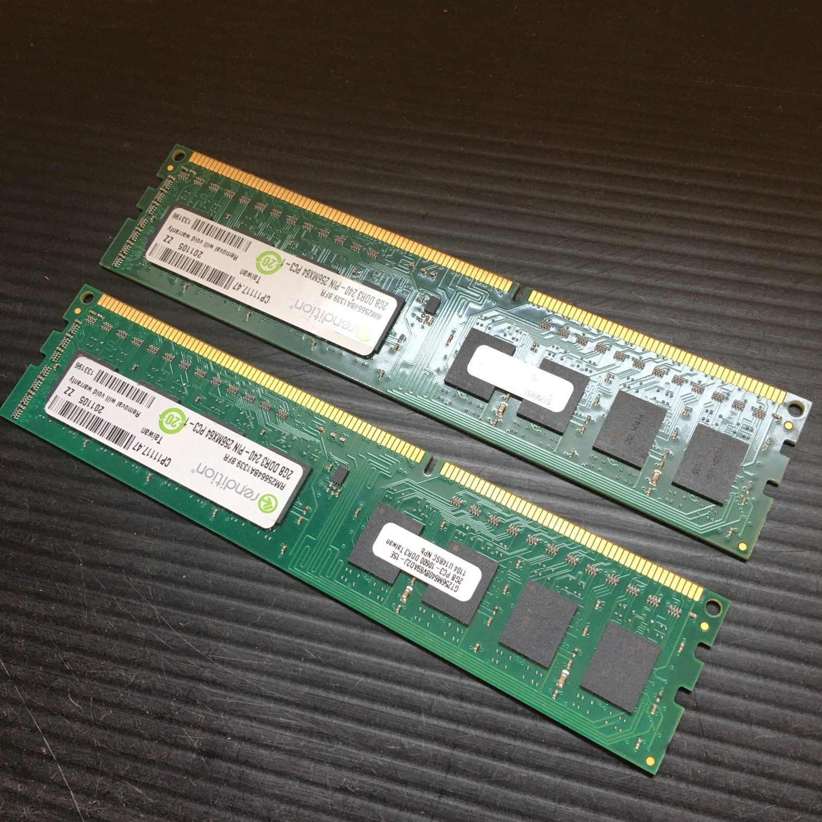 2PCS rendition 2GB DDR3 1333 240-PIN 256MX64 PC3-10600 PC Memory