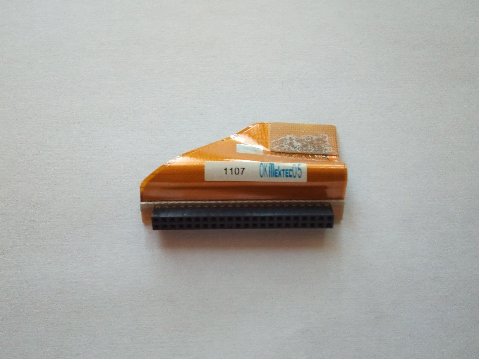 Powerbook G4 15″ A1138 Hard Drive Ribbon Cable Connector 821-0391-A 632-0356-A.