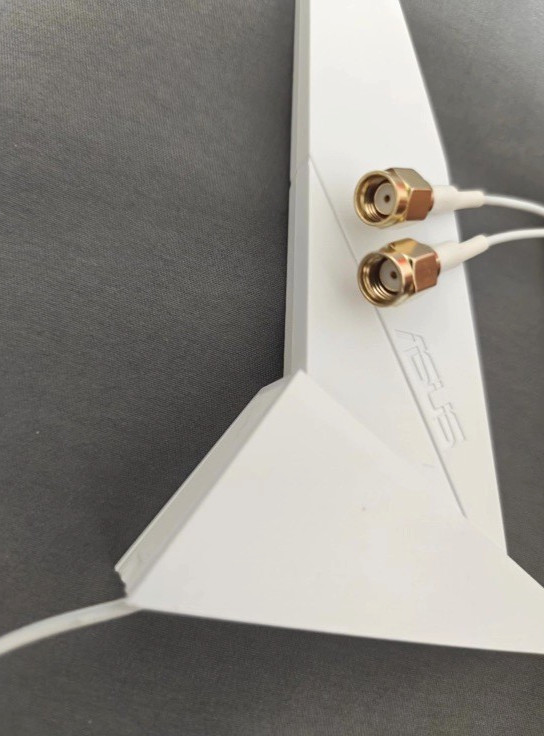 ASUS High Gain 9dBi WiFi6E/6/5 Motherboard Antenna White RP-SMA Connector 80cm