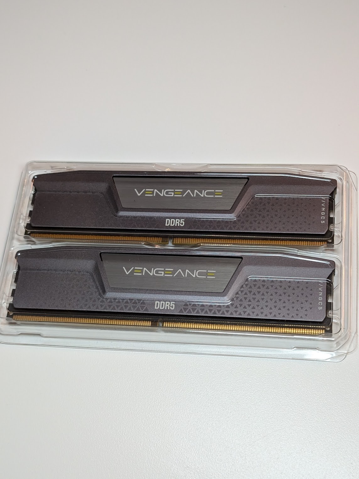 Corsair Vengeance 32GB 2x16GB DDR5 5600 CL40 XMP EXPO Desktop Memory
