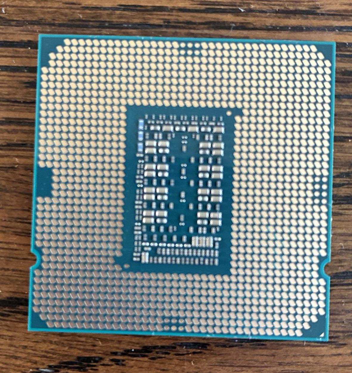 Intel Xeon E-2386G Processor CPU 6-Core 3.50GHz~5.10GHz LGA-1200 TDP-95W P750