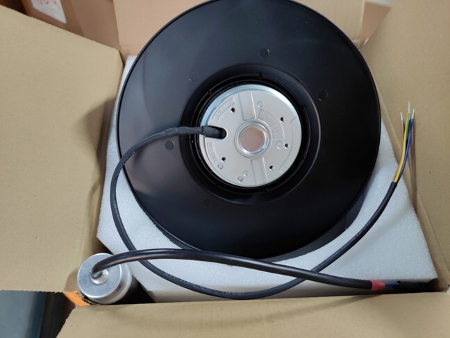 NEW R2E225-BD92-09/A10 Centrifugal fan 90-day warranty