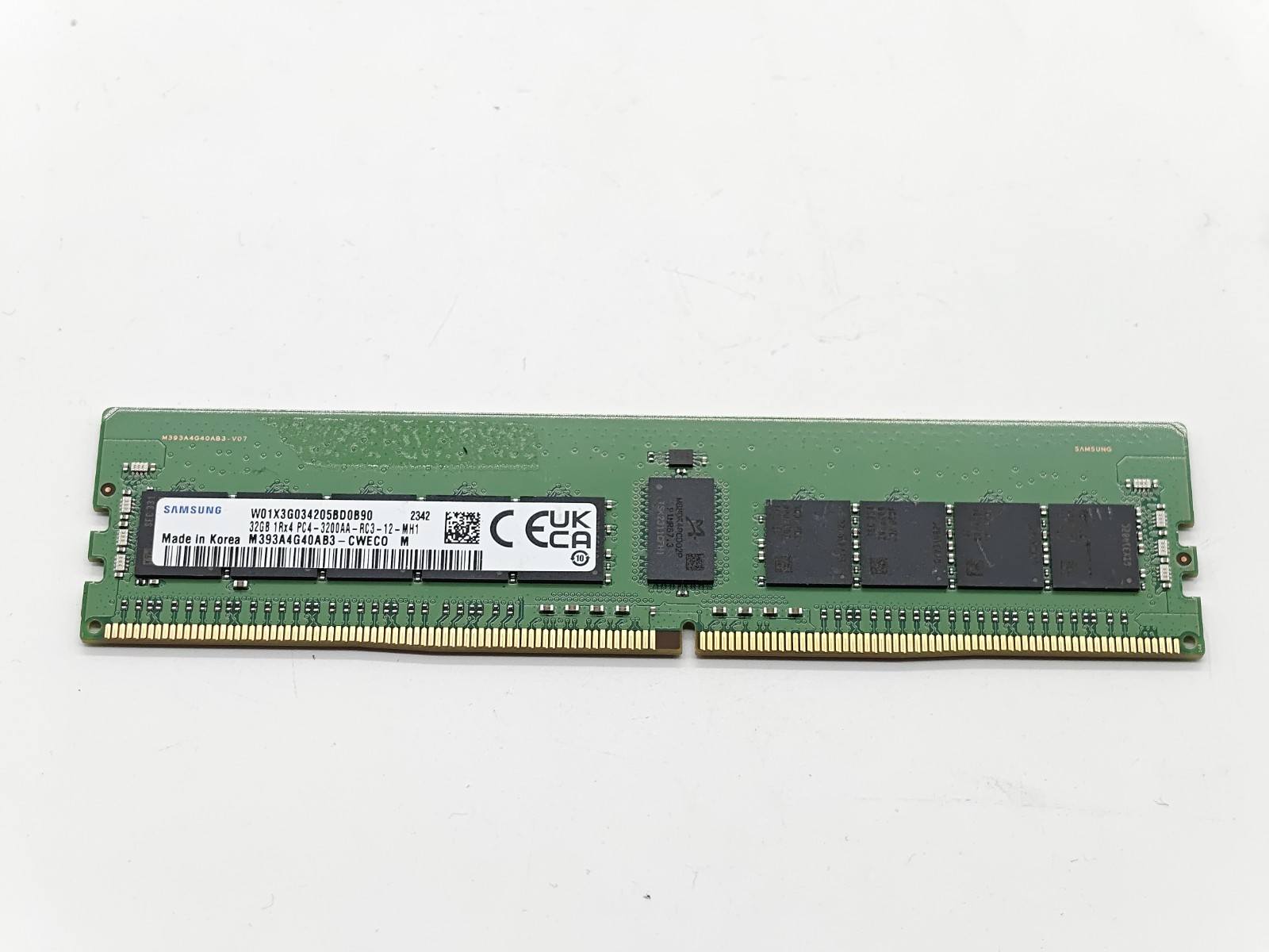 Samsung 1Rx4 32GB PC4-25600 DDR4-3200 Server RAM M393A4G40AB3-CWEC0