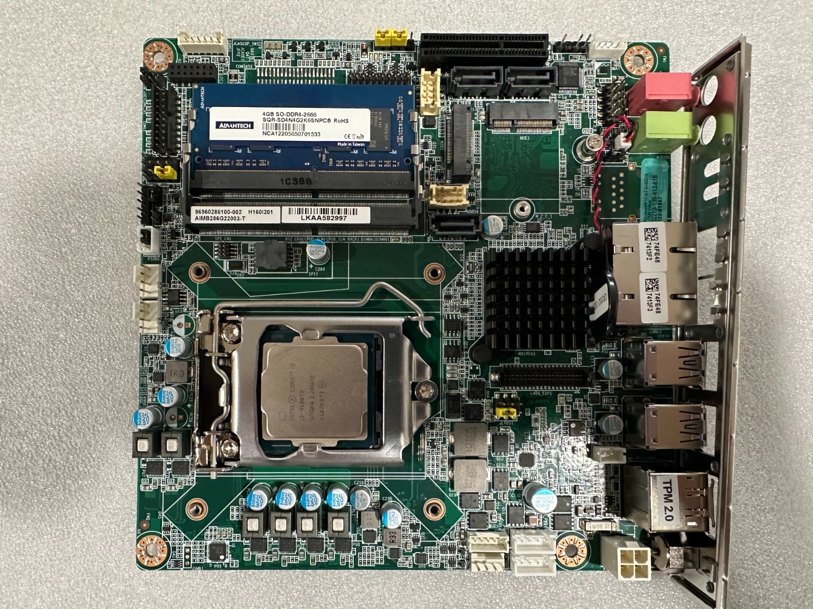 Advantech AIMB-286 Industrial ITX With i3-9100TE 1X 4GB DDR4