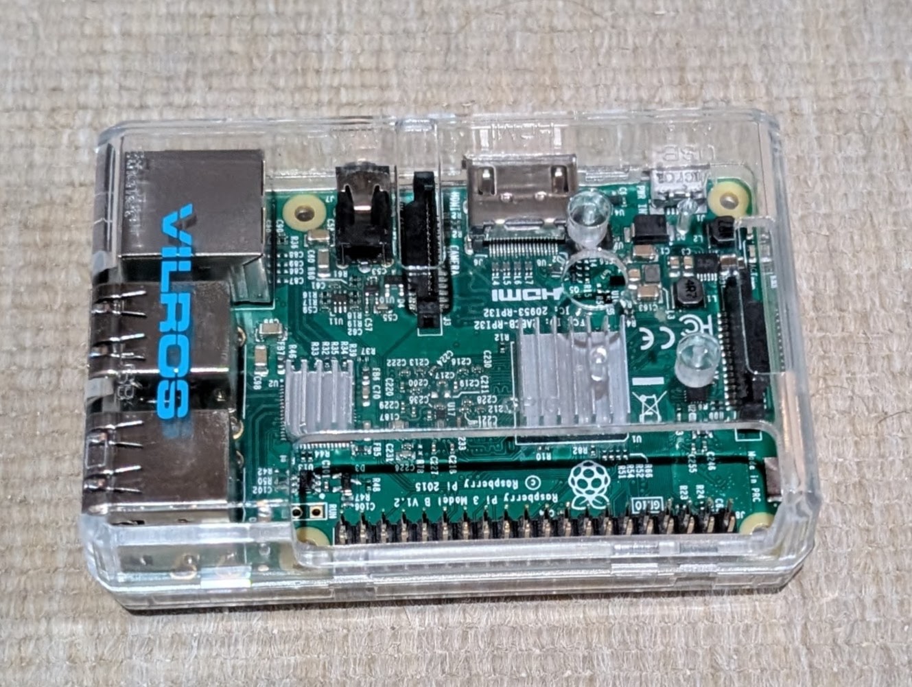 Vilros Raspberry Pi 3 Kit 32GB SD HDMI Power Cable WiFi Bluetooth – NEW