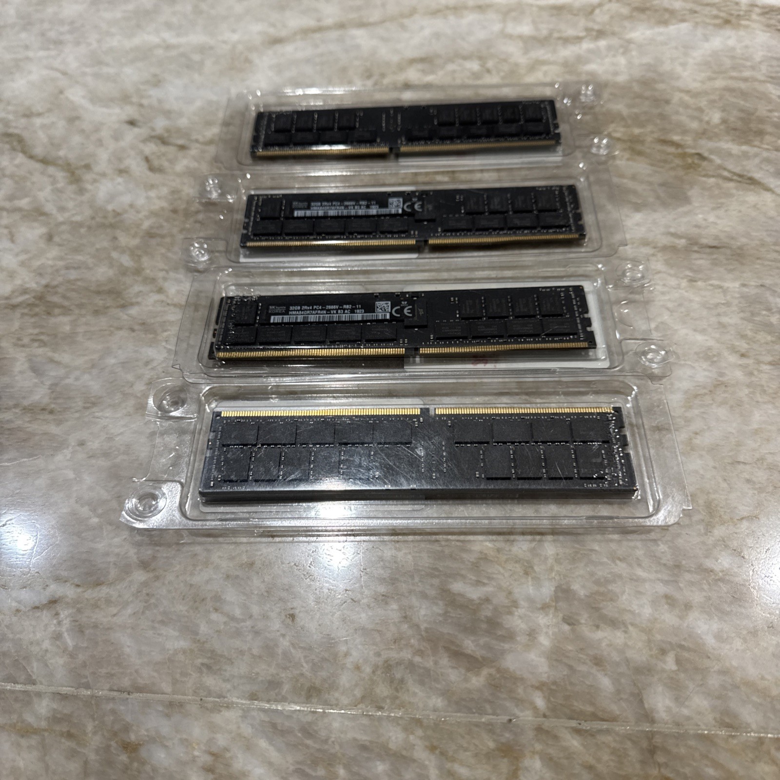 128 GB Apple iMac Pro Ram 4x32GB DDR4-2666 2Rx4 (PC4-21300) ECC Server Memory