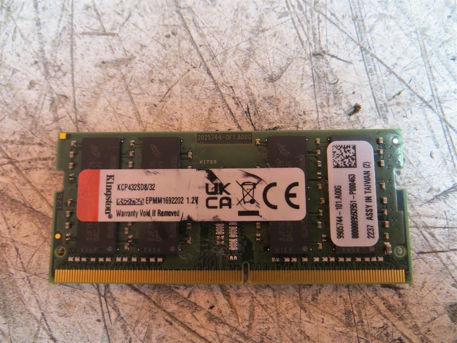 BAD Kingston KCP432SD8/32 32GB DDR4 3200MT/s SODIMM Laptop RAM See Description