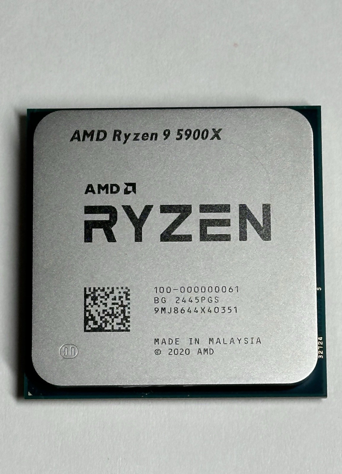 AMD Ryzen 9 5900X Desktop Processor (4.8GHz, 12 Cores, Socket AM4)