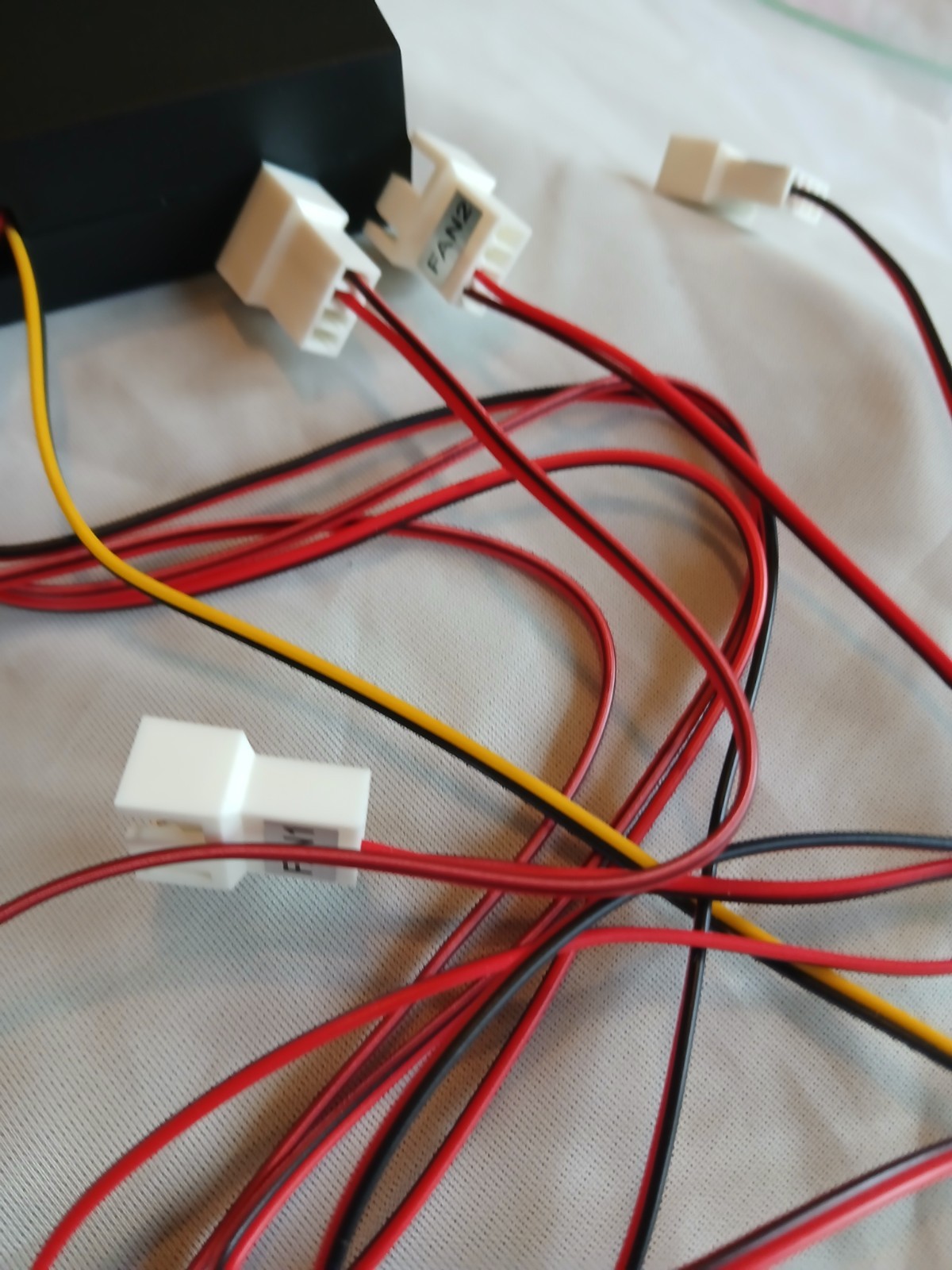 Kingwin 4 Knob Fan speed Controller for up to 4 sets of PC Computer Fans