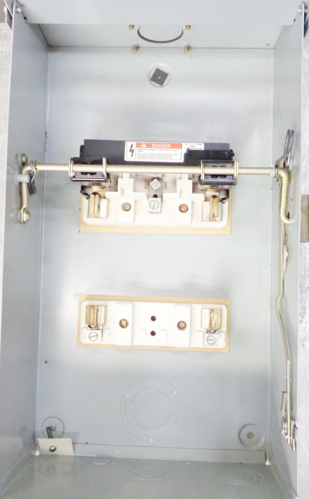 NEW SIEMENS ITE NRH323 SER A HEAVY DUTY SAFETY SWITCH TYPE 3R 100A NRH-323