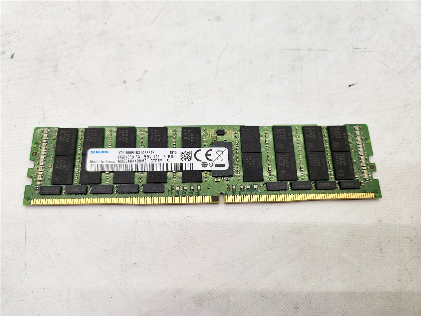 Samsung 64GB 4DRX4 PC4 Ddr4-2666V Server Memory RAM M386A8K40BM2