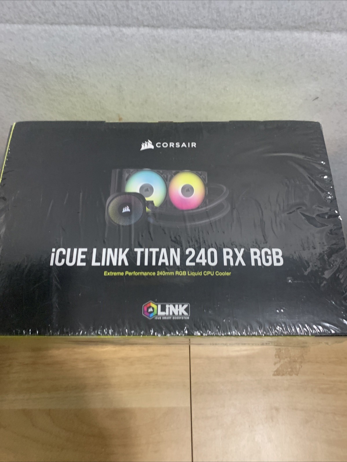 CORSAIR iCUE LINK TITAN 240 RX Liquid CPU Cooler NEW and Sealed.