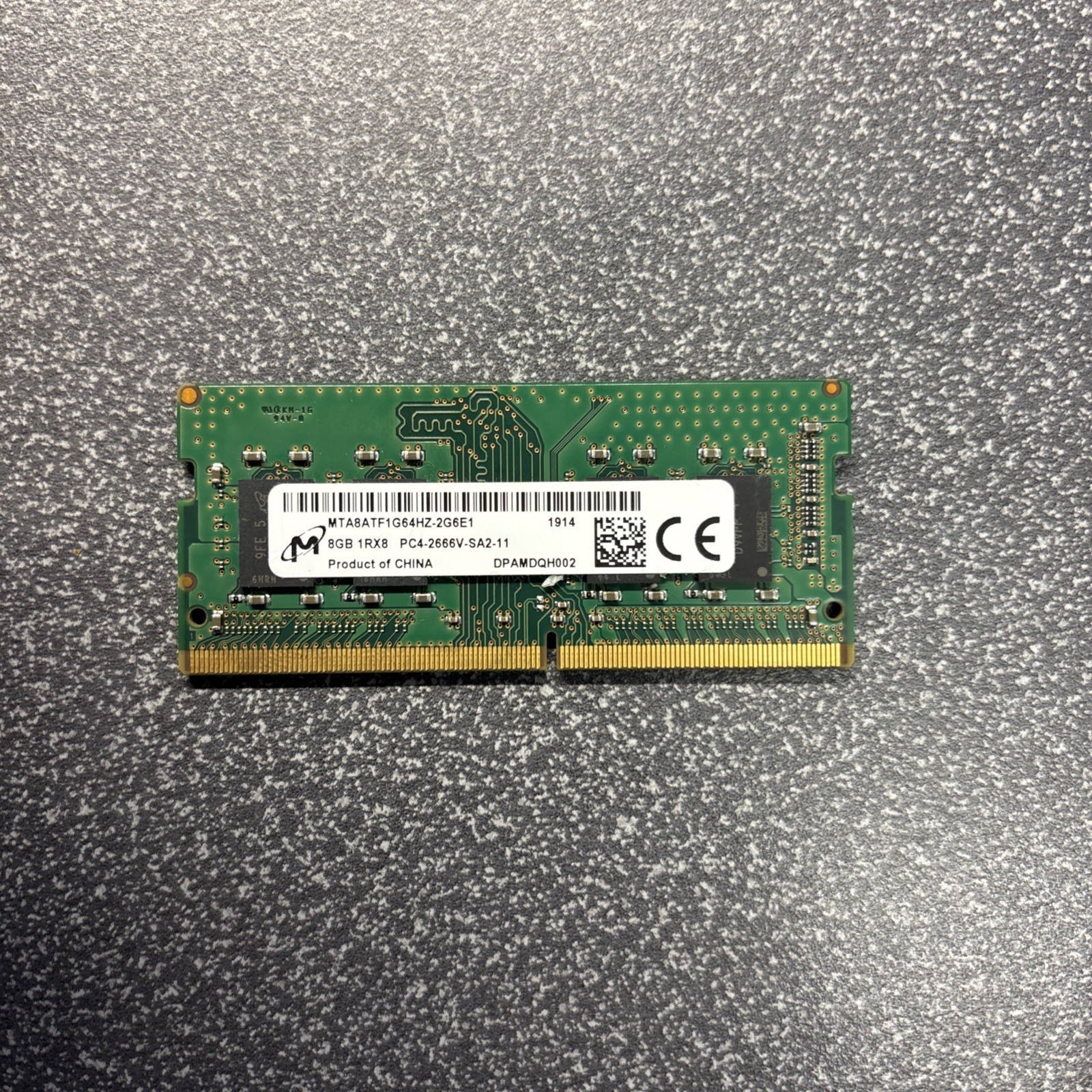 Micron 8GB 1Rx8 PC4-2666V-SA2-11 Laptop SODIMM MTA8ATF1G64HZ-2G6D1