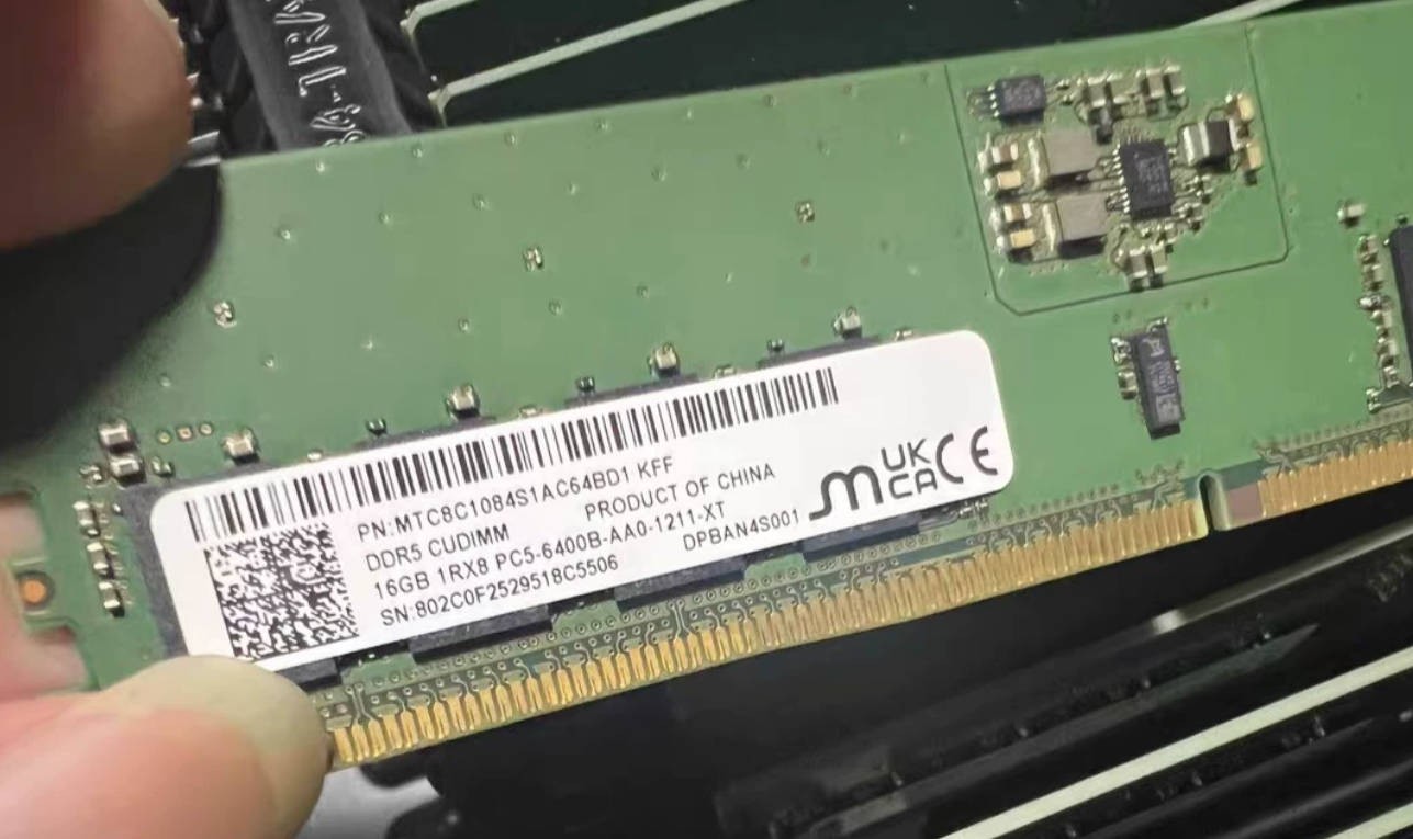 Micron 16GB 6400MHz DDR5 1RX8 PC5-6400B-AA0-1211-XT CUDIMM MTC8C1084S1AC64BD1