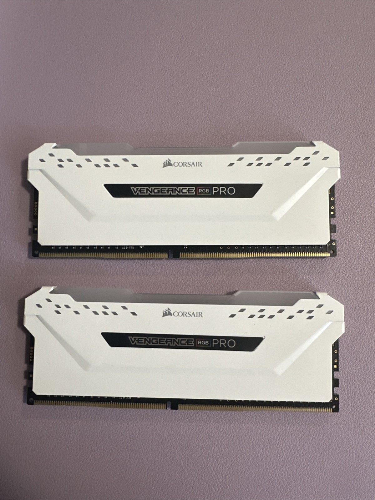 CORSAIR Vengeance RGB PRO 16GB (2x8GB) DDR4 3200MHz White Gaming RAM Memory