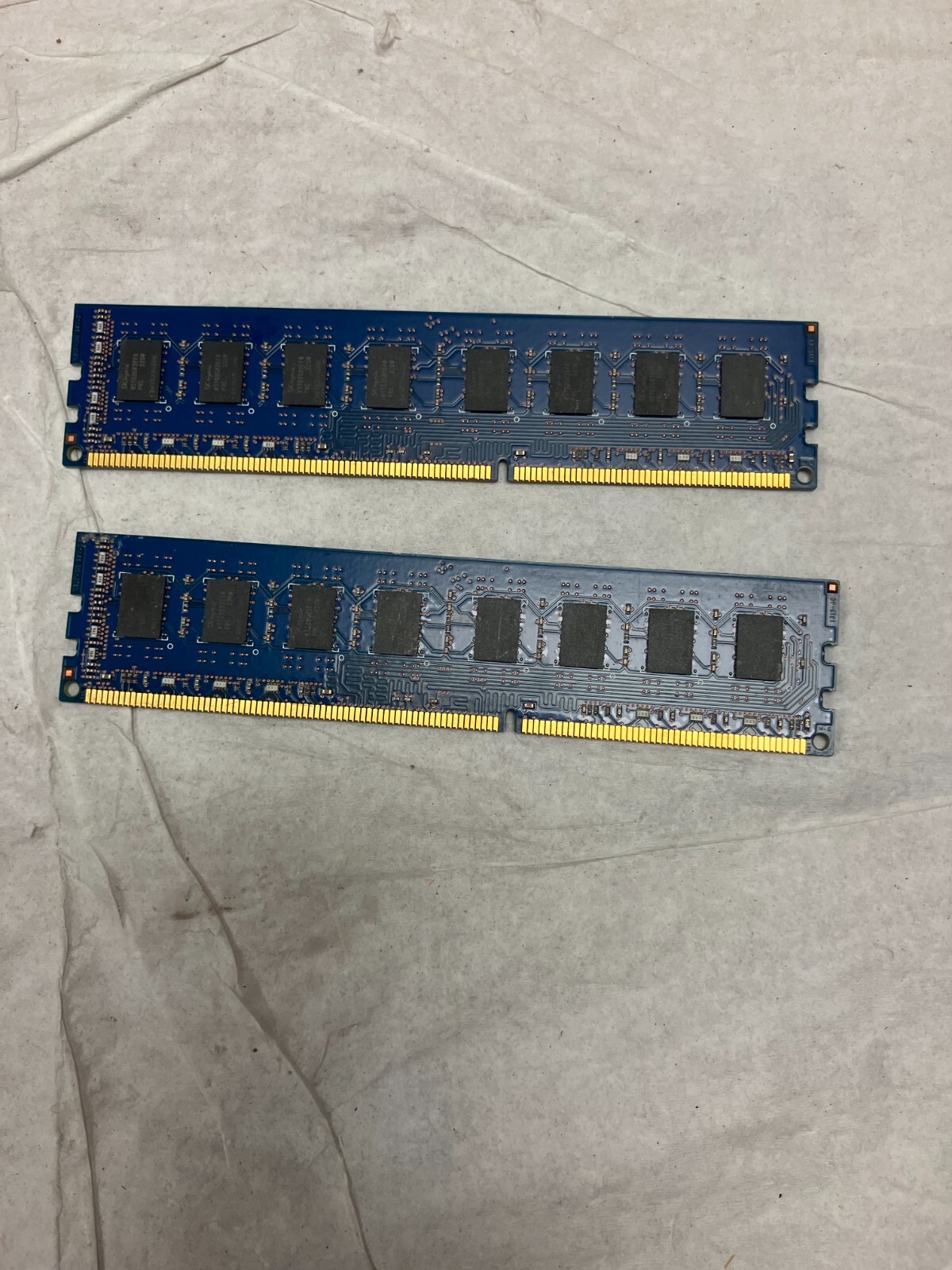 LOT OF 2 Hynix 4GB 2Rx8 PC3-12800U DDR3-1600MHz Desktop RAM HMT351U6EFR8C-PB