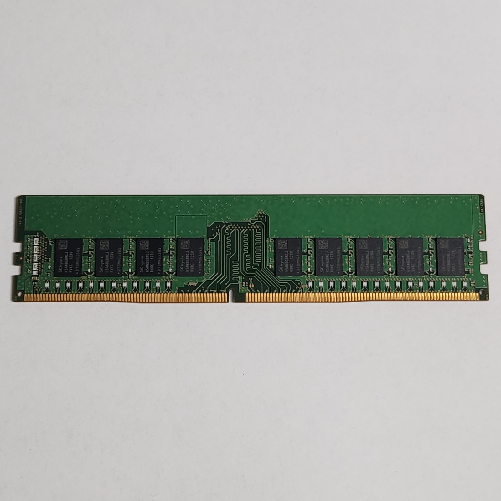 SK HYNIX 16GB DDR4 2Rx8 PC4-2666V-EE1-11