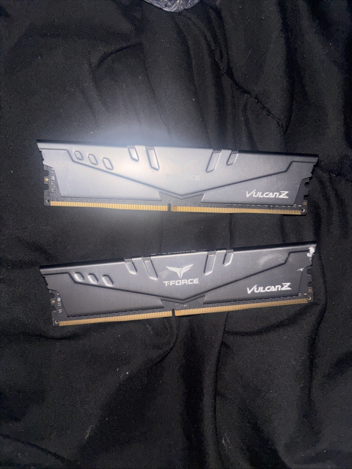 TEAMGROUP T-Force Vulcan Z DDR4 Memory RAM 16GB (2x8GB) TLZGD416G3200HC16FBK