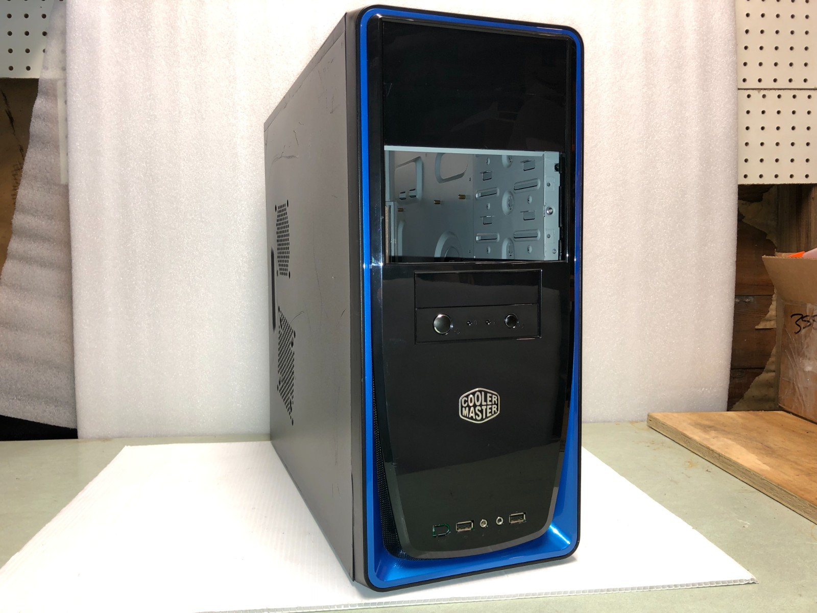 Cooler Master Elite 310 Black & Blue, Steel ATX Mid Tower Computer Case 2 – Used