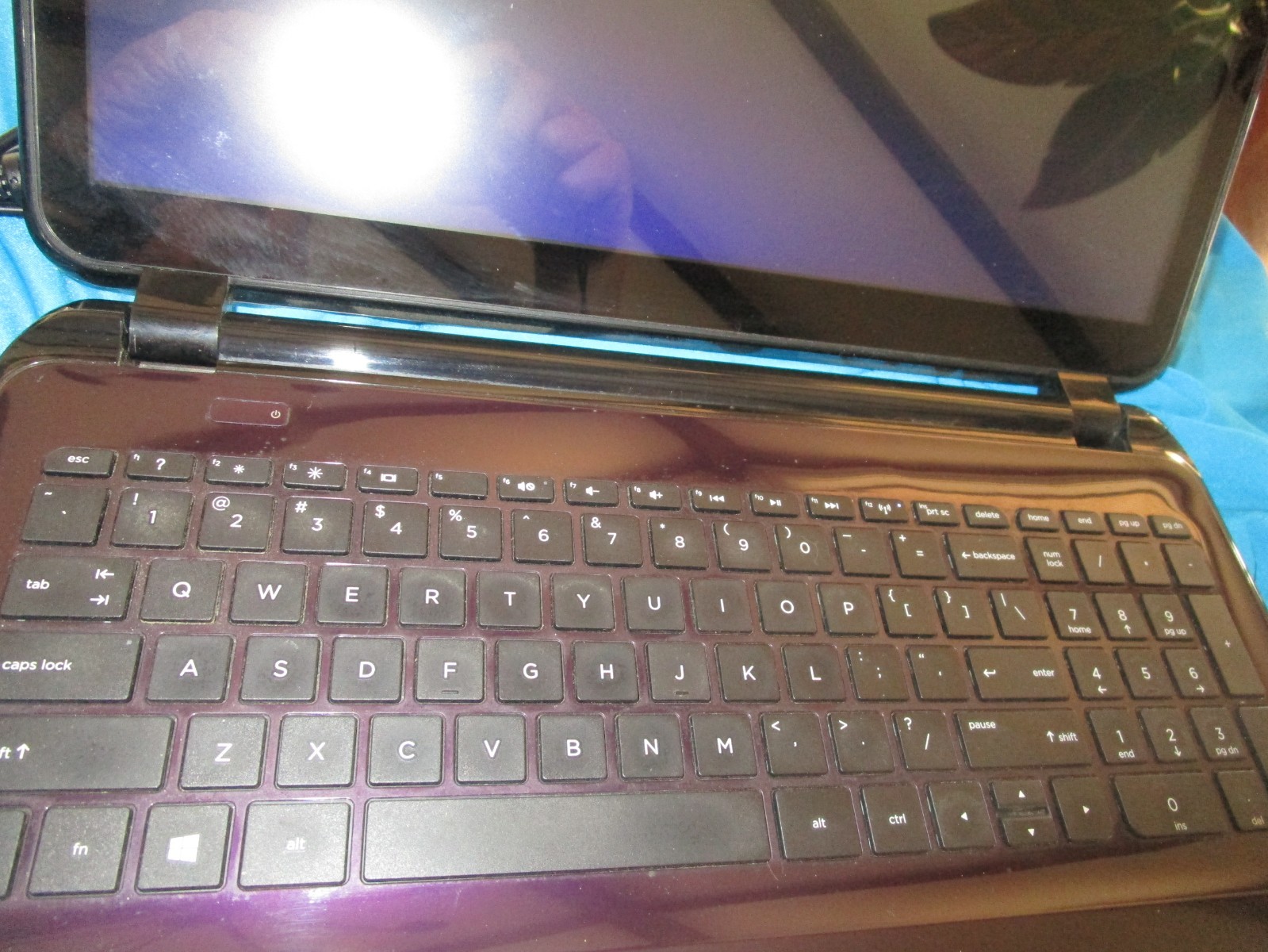 HP 15-D097NR Touch LCD Computer 15.6″ LED AMD 8MBDDR 1TB HD DVD WIN8.1 WIFI LAN