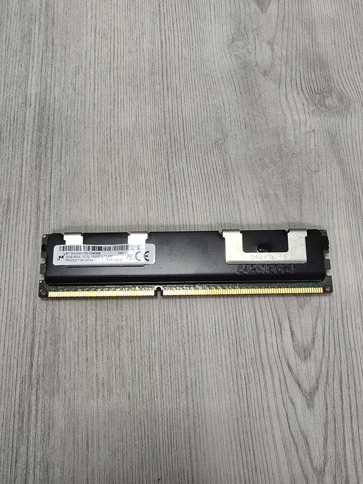 MICRON 1x32GB 4Rx4 PC3L-10600R MT72KSZS4G72PZ-1G4E2HE Server Memory ECC RAM