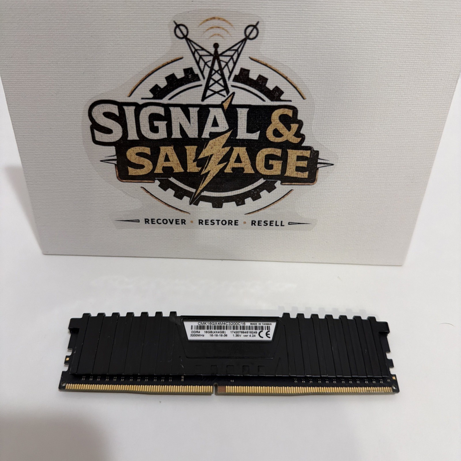 1x Corsair Vengeance LPX (4GB) DDR4 Ram 2400mhz Memory. PULLED WORKING