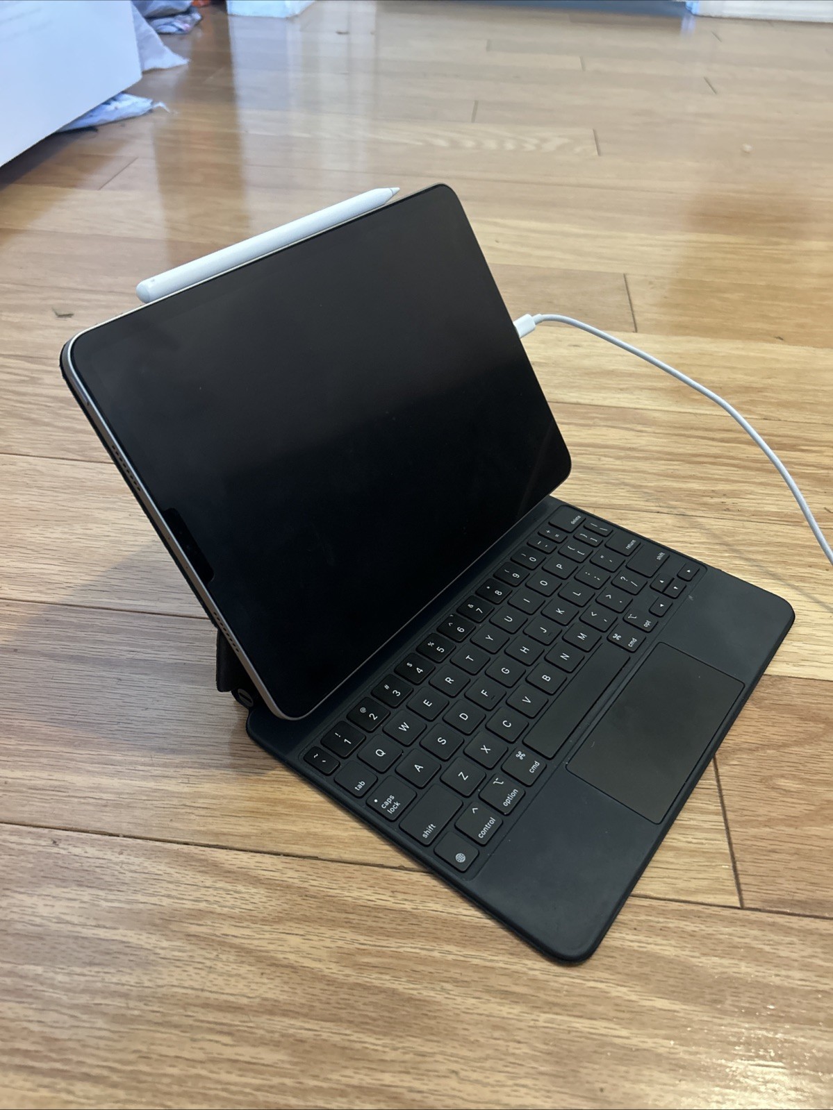 iPad Pro 11 4th Gen | 128GB WI-FI | Magic Keyboard + Pencil | Bundle Deal