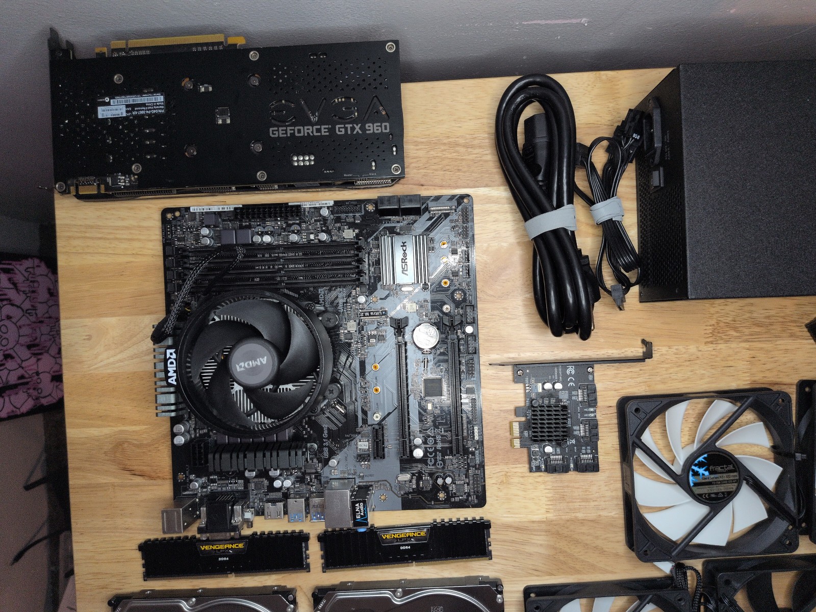 PC Parts (NAS) ASRock B450M Pro4, AMD RYZEN 5 3400G, 16GBDDR4, 4TB BARRACUDA