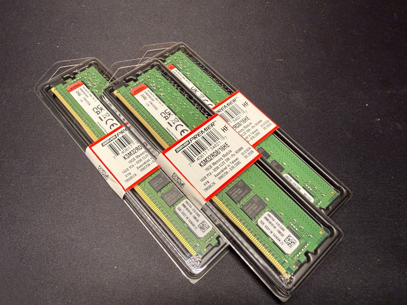 Kingston KSM32RD8/16HE 16GB ECC Registered w/Parity PC4 3200 CL22 RDIMM