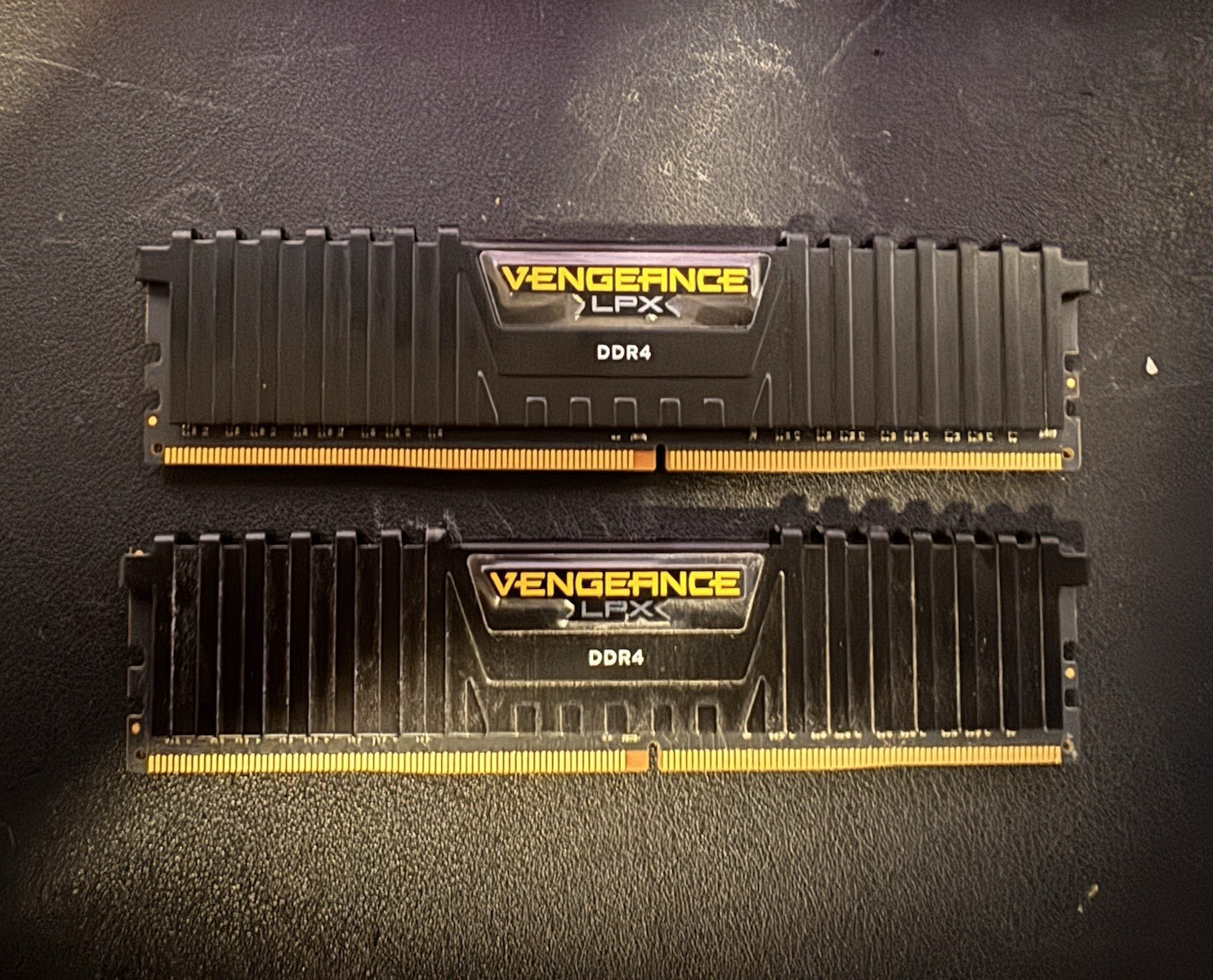 Corsair Vengeance LPX 16GB (2x8GB) DDR4-3600 DDR4 DIMM RAM CMK16GX4M2D3600C18