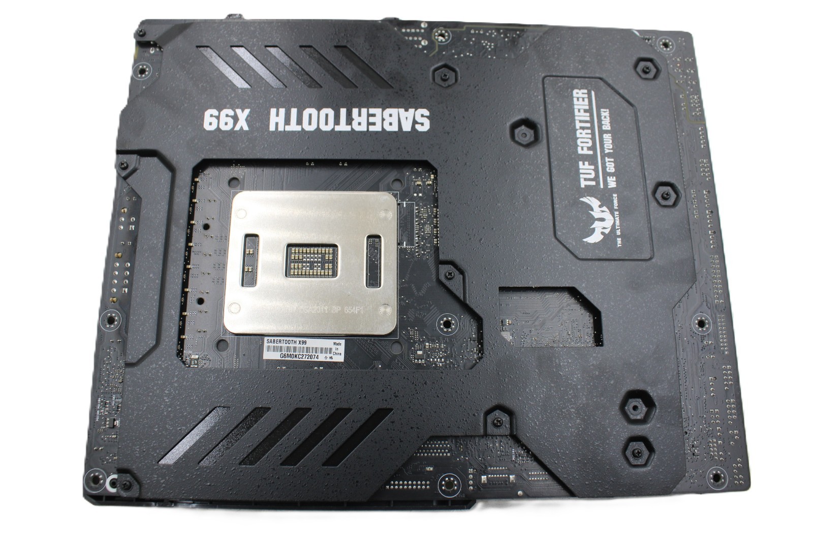 ASUS SABERTOOTH X99 Socket LGA 2011 DDR4 ATX Desktop Motherboard w/IO Shield