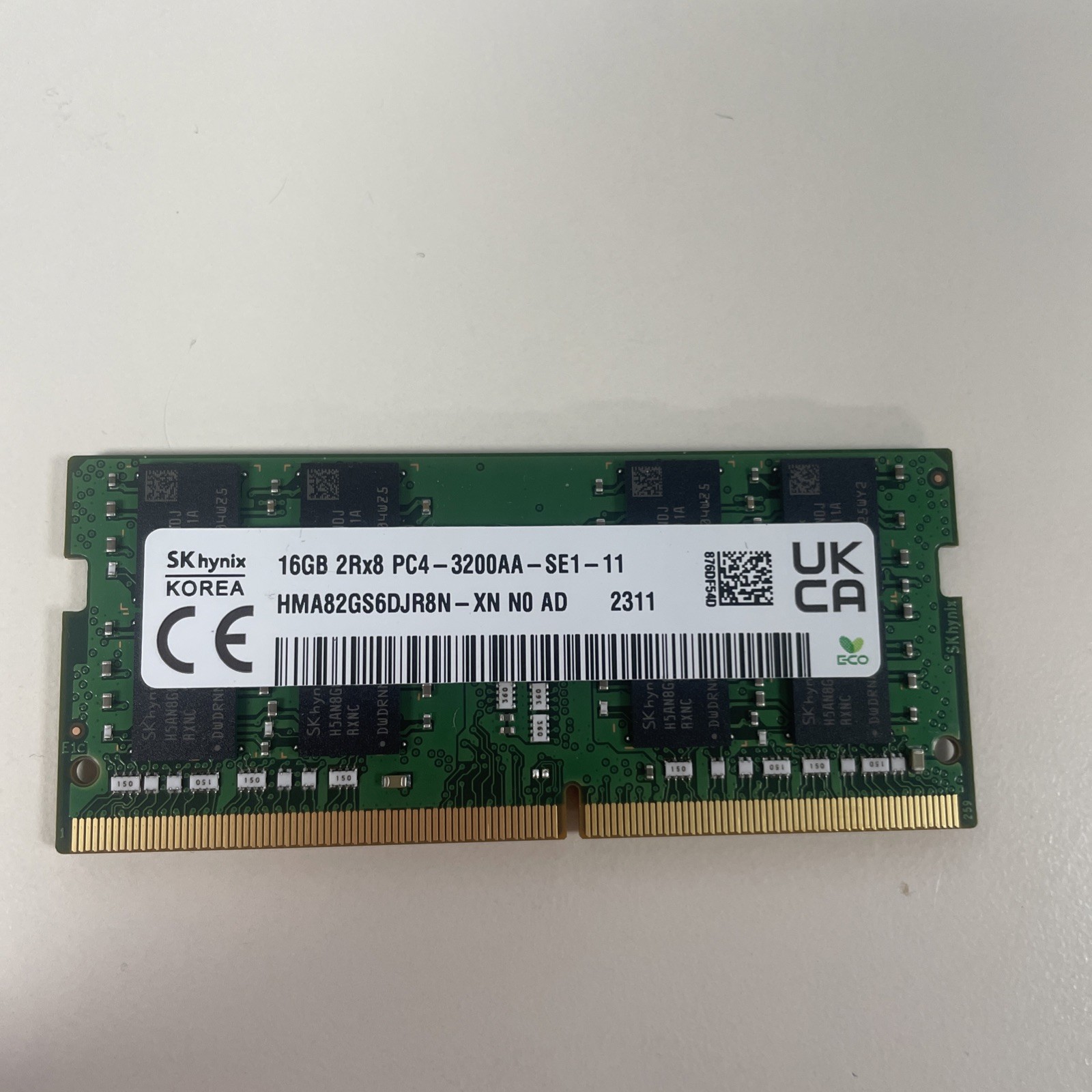 16GB 2Rx8 DDR4 SO-DIMM PC4-3200AA-SE1-11 SK Hynix HMA82GS6DJR8N-XN