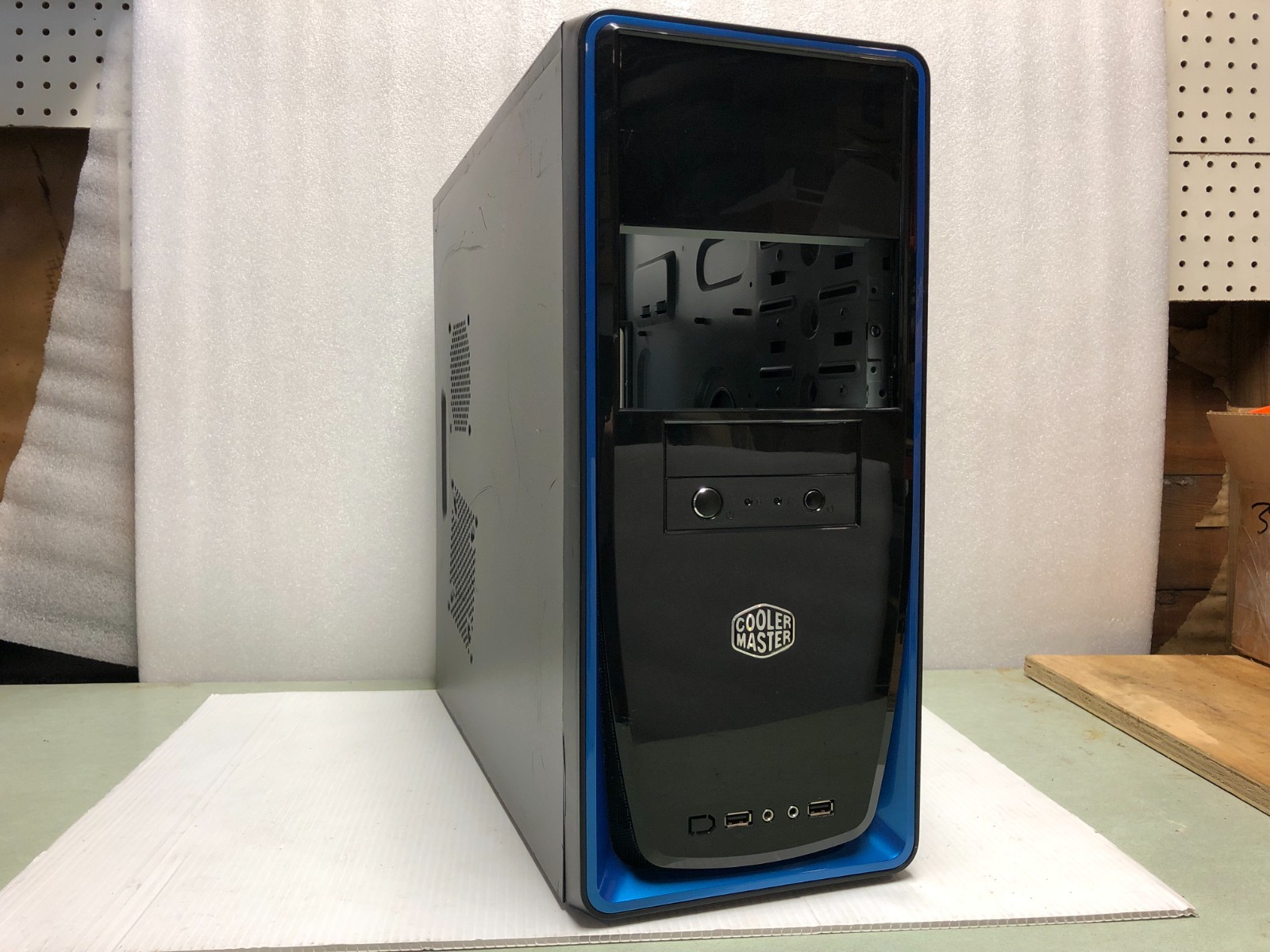Cooler Master Elite 310 Black & Blue, Steel ATX Mid Tower Computer Case 2 – Used