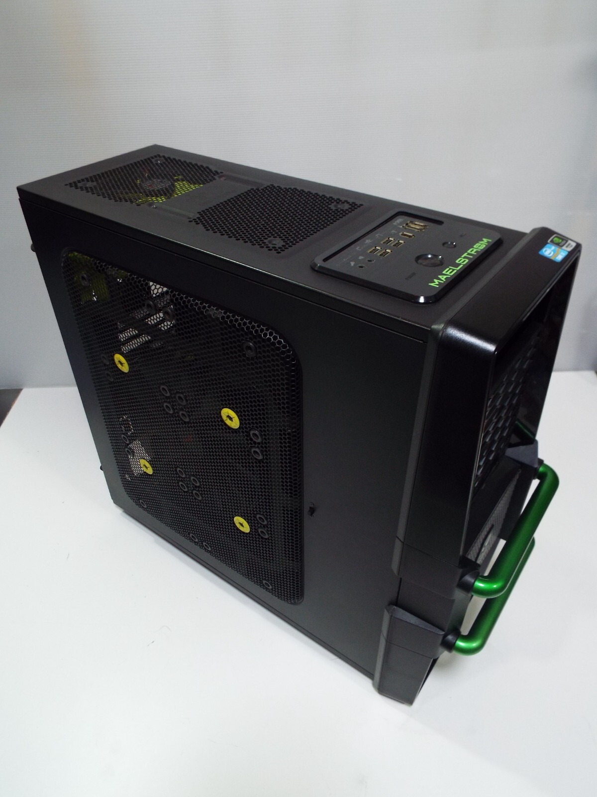 IN WIN Maelstrom Full Tower Case PC Chassis with 22cm big LED, 2x12cm Fan