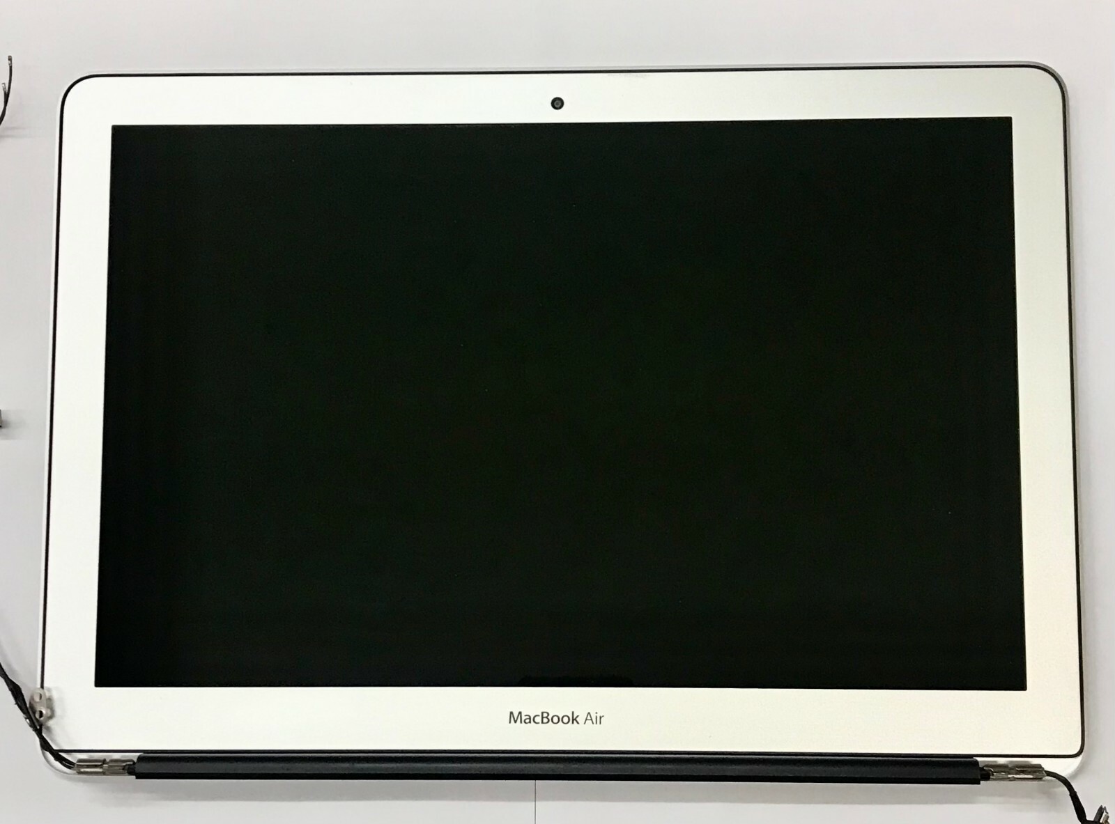 OEM MacBook AIR 13” A1237 & A1304 LCD Screen Replacement – FOR PARTS –