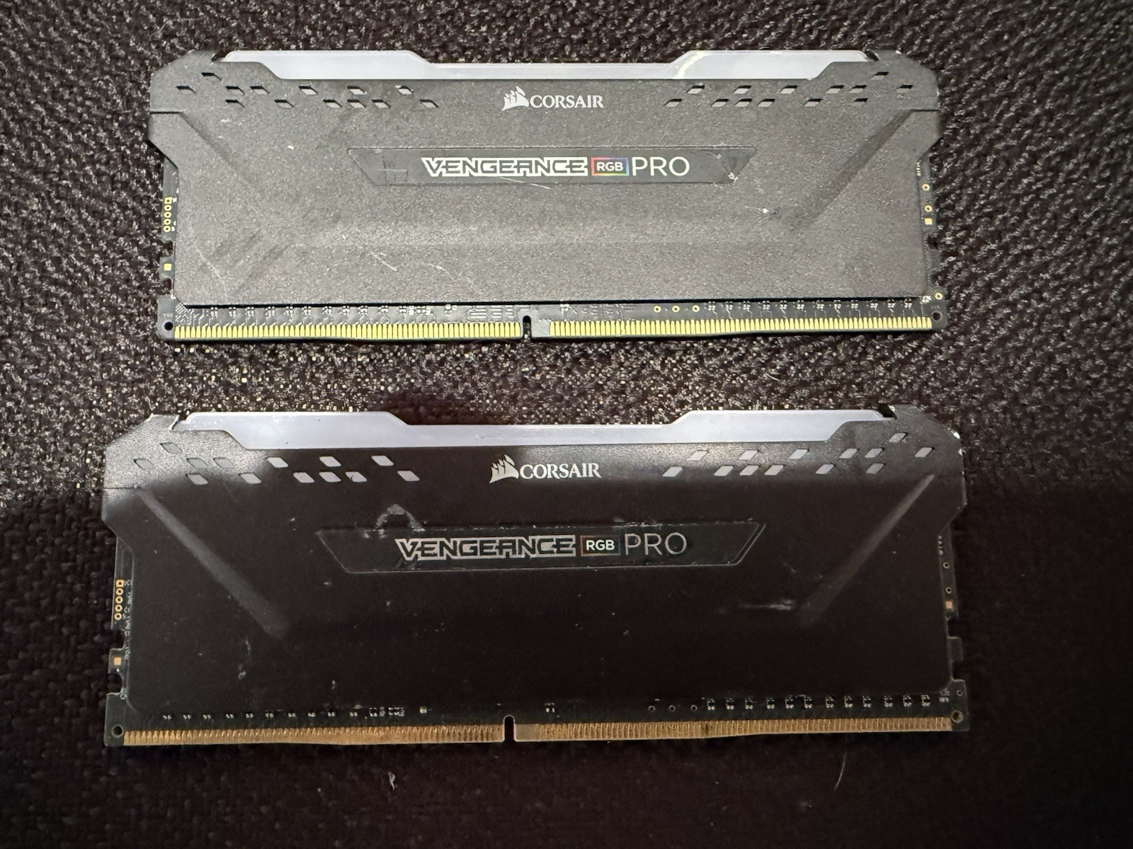 Corsair Vengeance RGB Pro 16GB (2x8GB) RAM DDR4 3200MHz CMW16GX4M2C3200C16