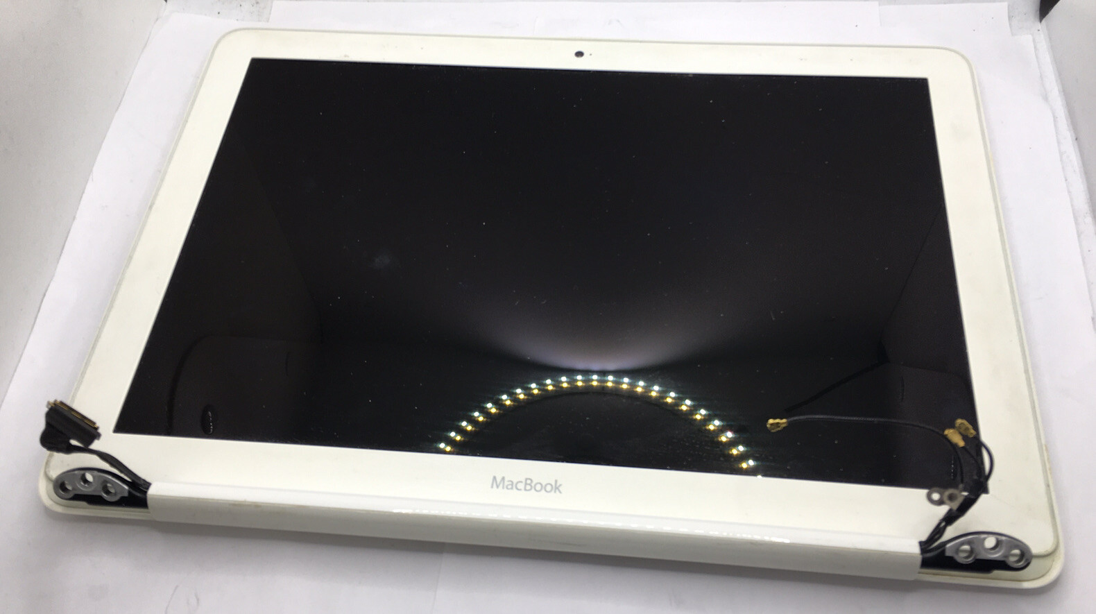 Apple MacBook A1342 LCD DISPLAY ASSEMBLY 13.3