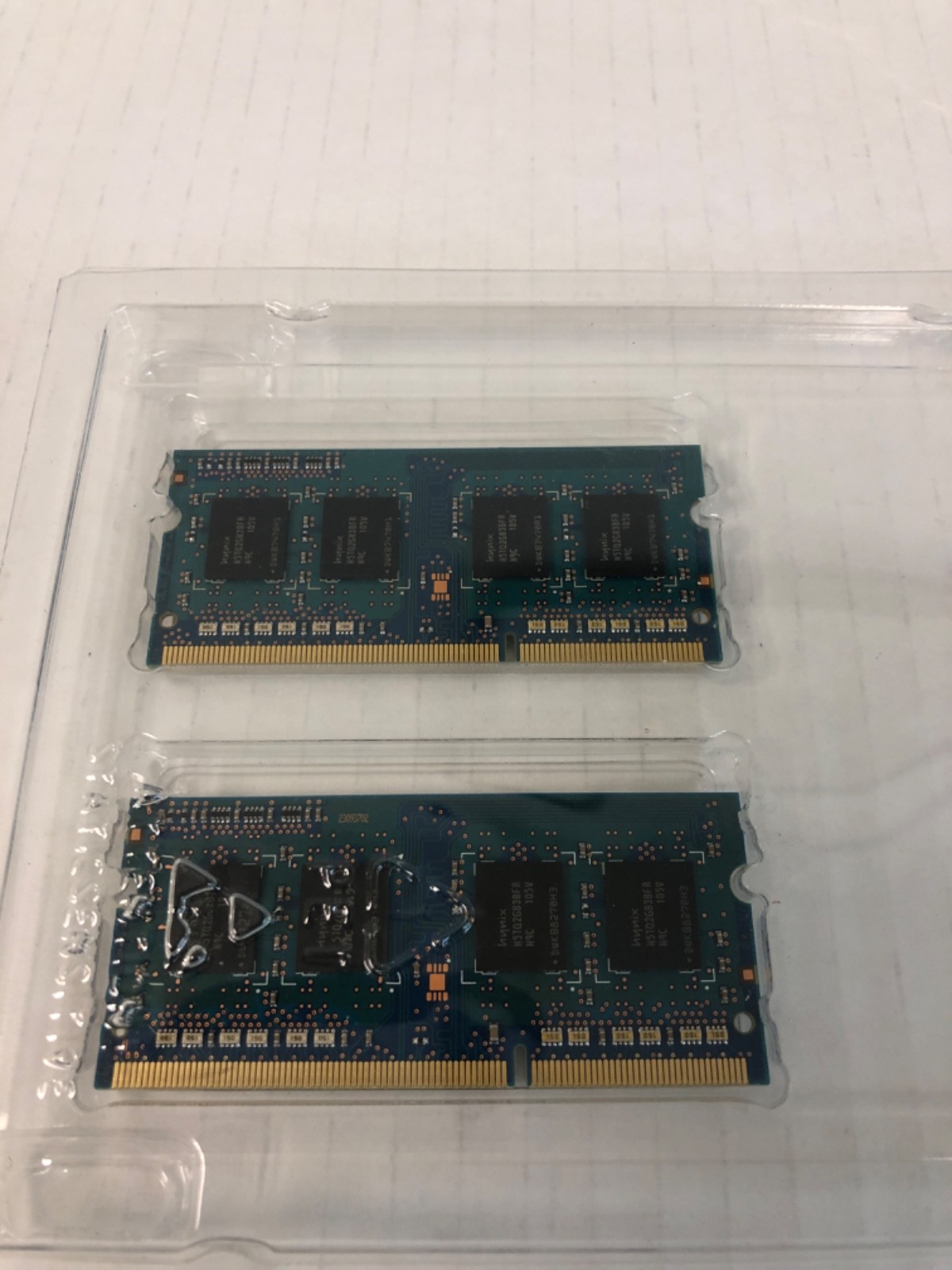 LOT OF 2 HYNIX 2GB 1Rx8 PC3 – 10600S – 9-10-81 HMT325S68FR8C – H9 N0 AA 1106