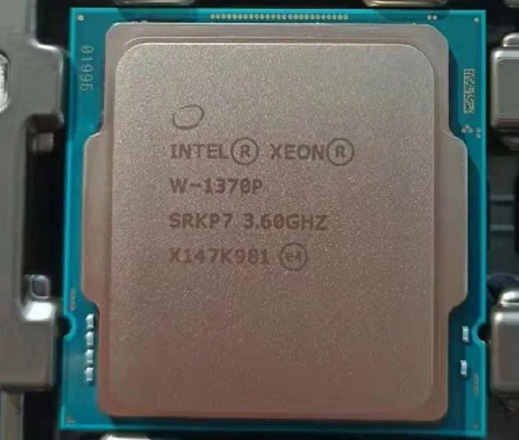 Intel Xeon W-1370P 8-Core 3.6-5.1GHz LGA-1200 Server CPU Processor 125W