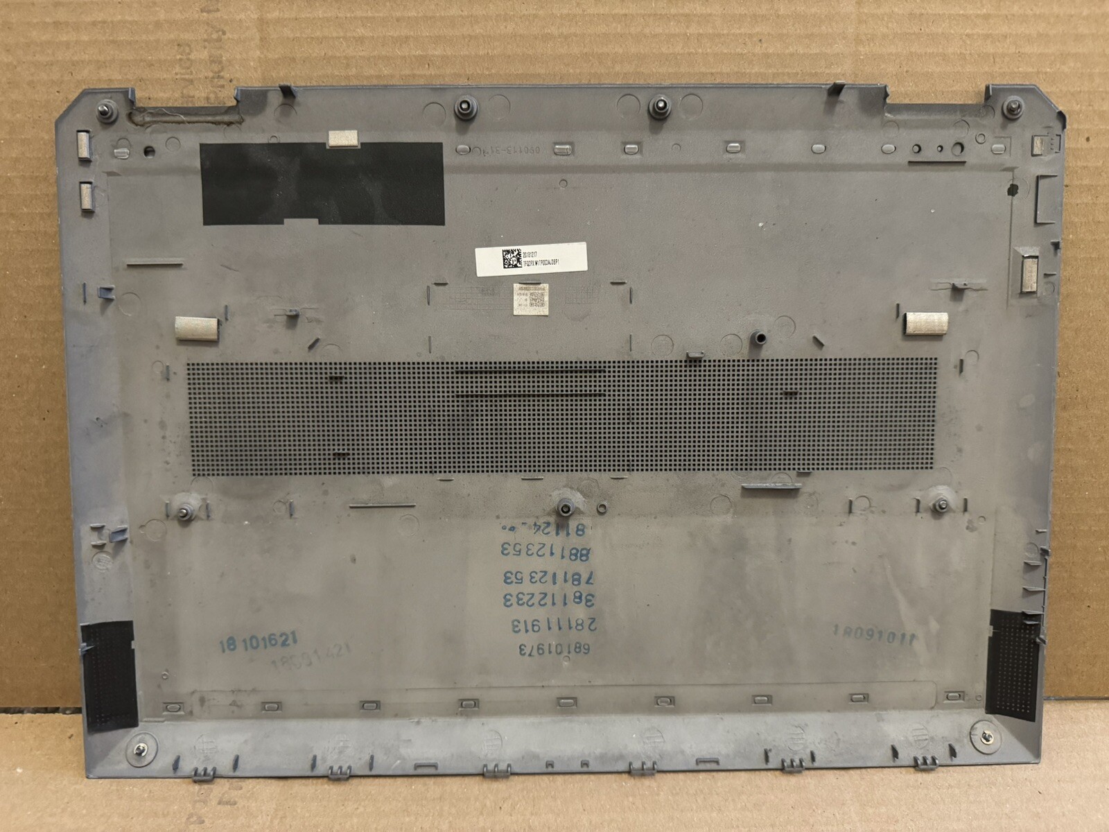 OEM HP ZBook Studio G5 15.6″ Laptop Bottom Case Base Cover (See Pictures!)