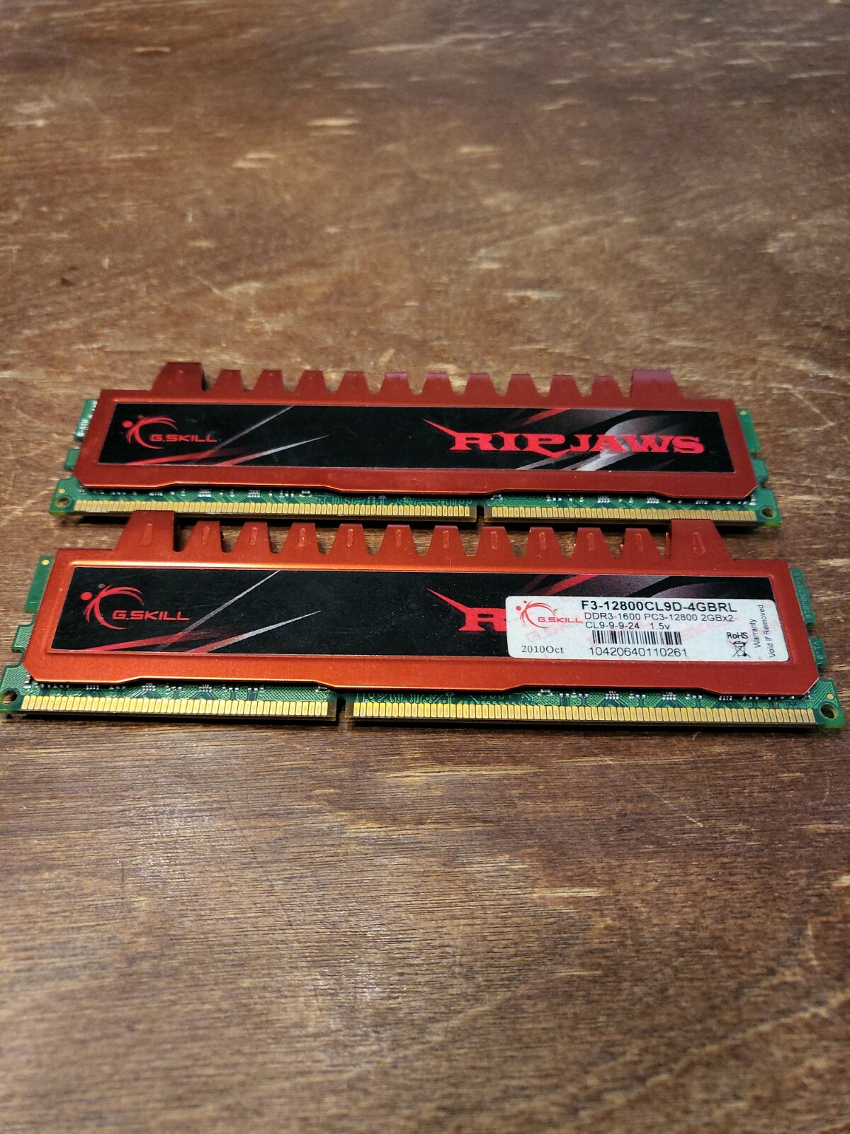 G.Skill Ripjaws F3-12800CL9D-4GBRL Ram DDR3 2GB