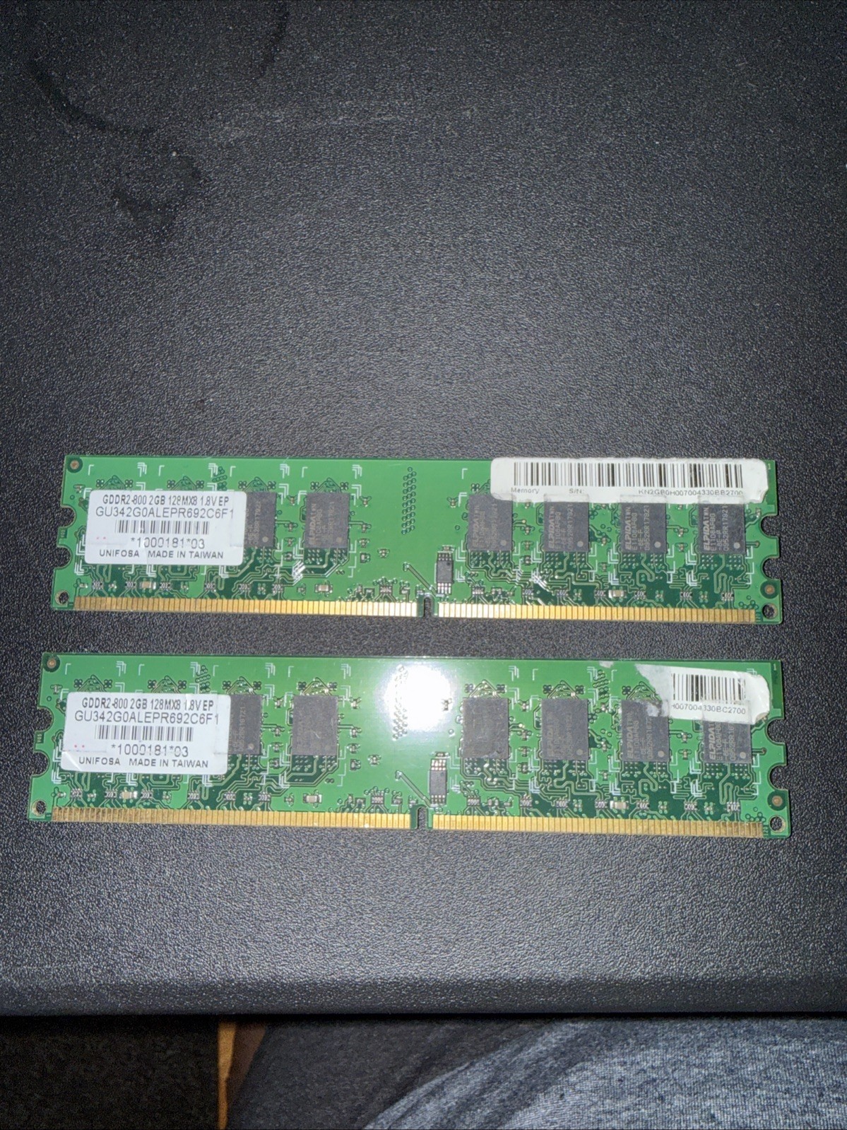 GDDR2 800 2gb 128 Mx8 1.8v Ep Total 4gb