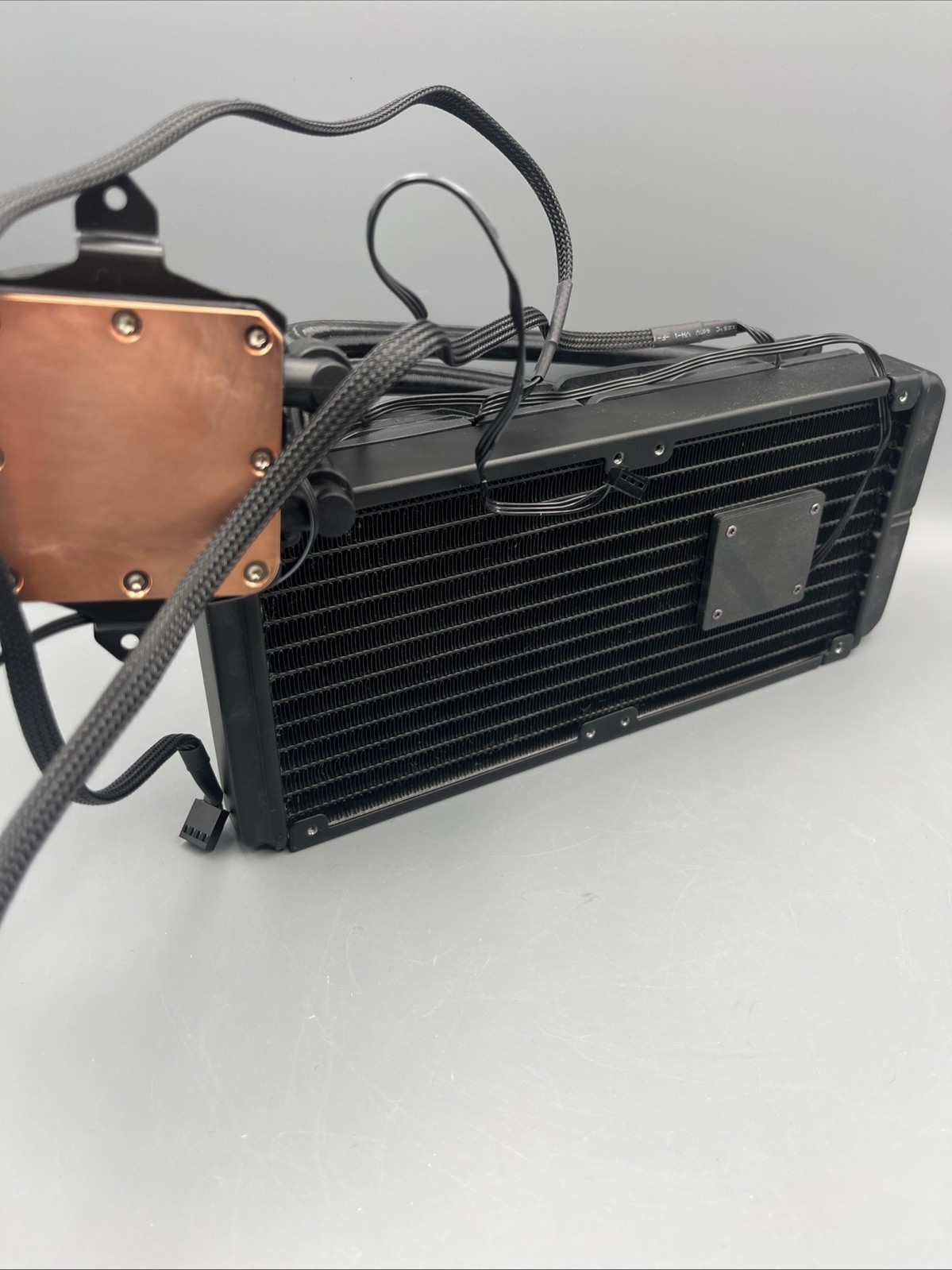 iBUYPOWER-AW4 240mm Radiator CPU Liquid Cooler (2x120mm Core Fans) w/RGB – Black