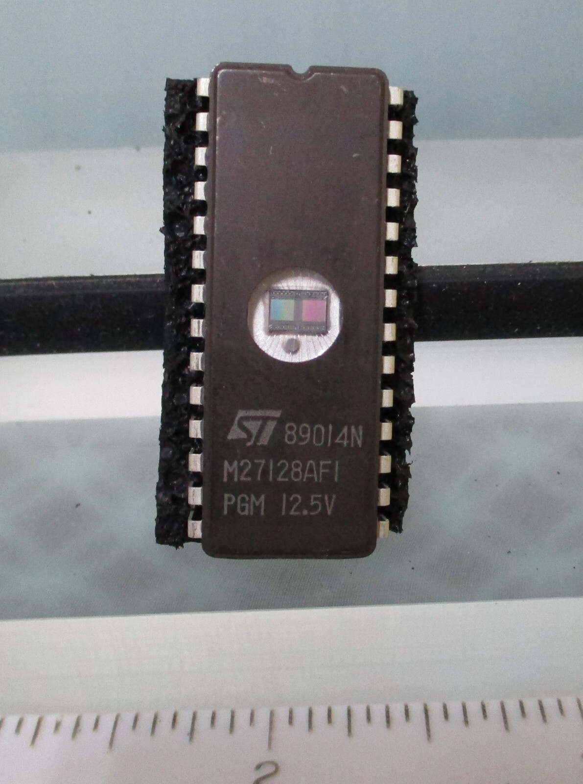 ST Micro 16Kx8 NMOS UV Erasable 128K-Bit Programmable 28CDIP EPROM M27128AFI-PGM