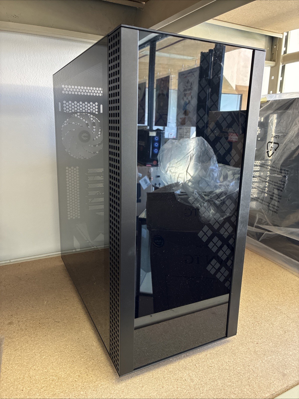BitFenix Dawn TG Black BFC-DAW-500-KKGSK-RP